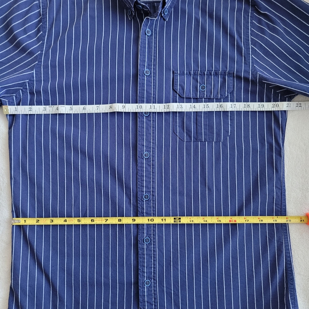 AC | Men's Slim Fit Striped Short Sleeve Button-Down Shirt EUC Medium - Picture 3 of 15